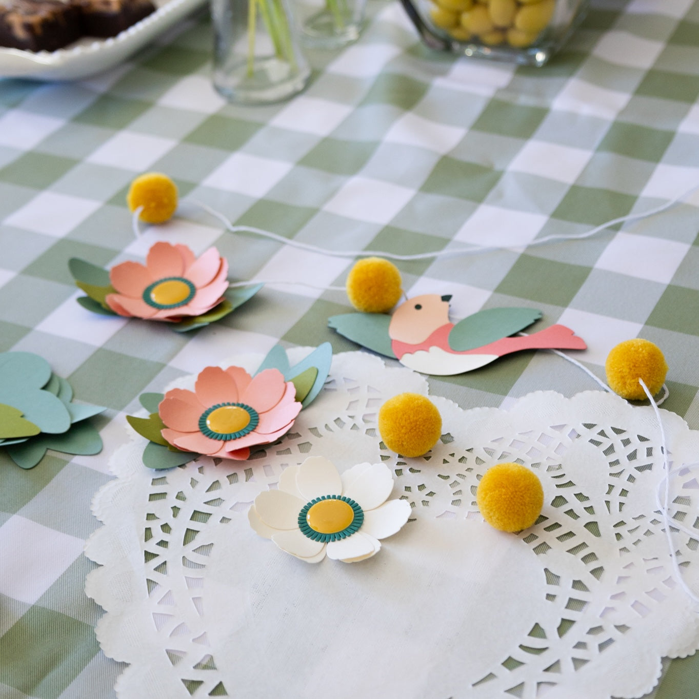 3 Summer Craft Party Themes for Your Next Girls Night